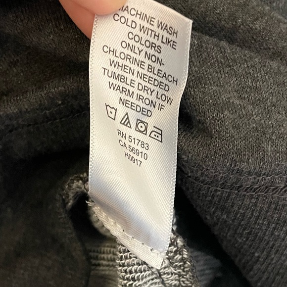 Maurice's Oh Deer Long Gray Sweatshirt Size Large - Picture 7 of 8